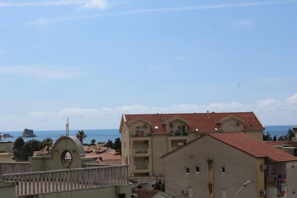 2-level With Terraces By The Sea Budva